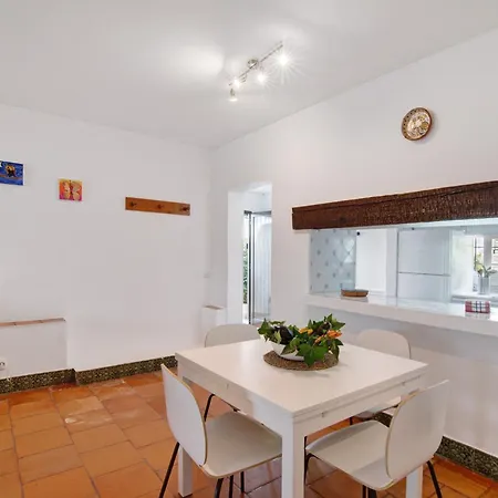 아파트 Mar Azul 1 *